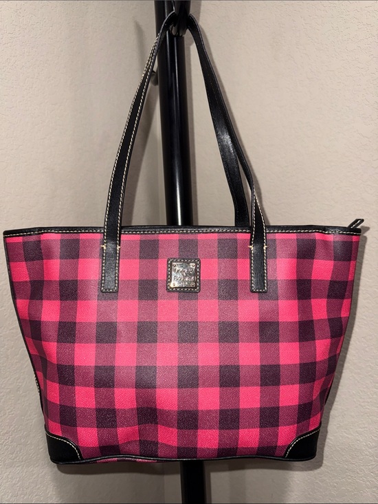 Dooney & Bourke Handbags - Dooney & Bourke Pink Black Tucker Tote
